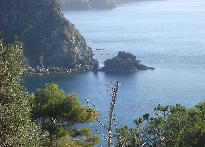 Apartamento In 2 To 4 Persons With Large Private Garden Sole *