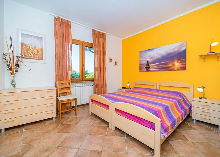 In 2 To 4 Persons With Large Private Garden Sole * Capoliveri (Isola d'Elba)