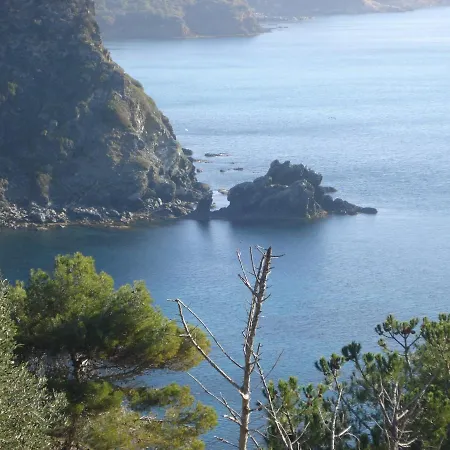 Apartamento In 2 To 4 Persons With Large Private Garden Sole *